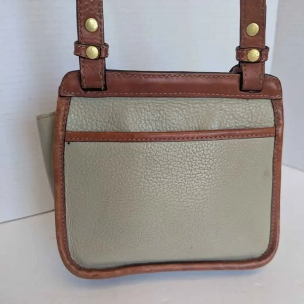 Vintage Distressed Liz Claiborne 2 Tone Leather Saddle Purse Crossbody Bag 8x7